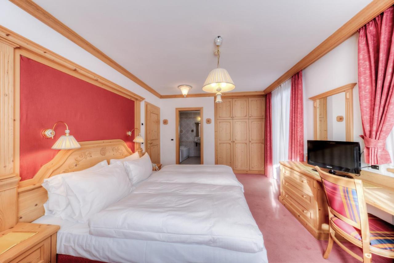 Hotel Chalet Corso San Vigilio Di Marebbe Exterior photo